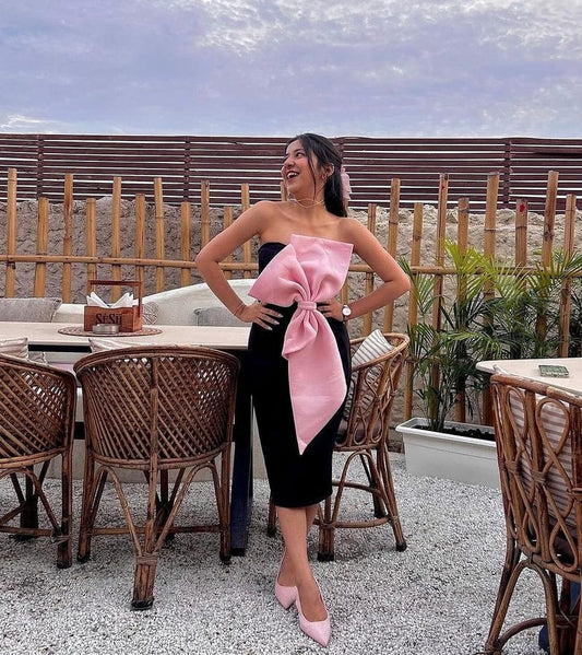 Strapless midi dress with bow
